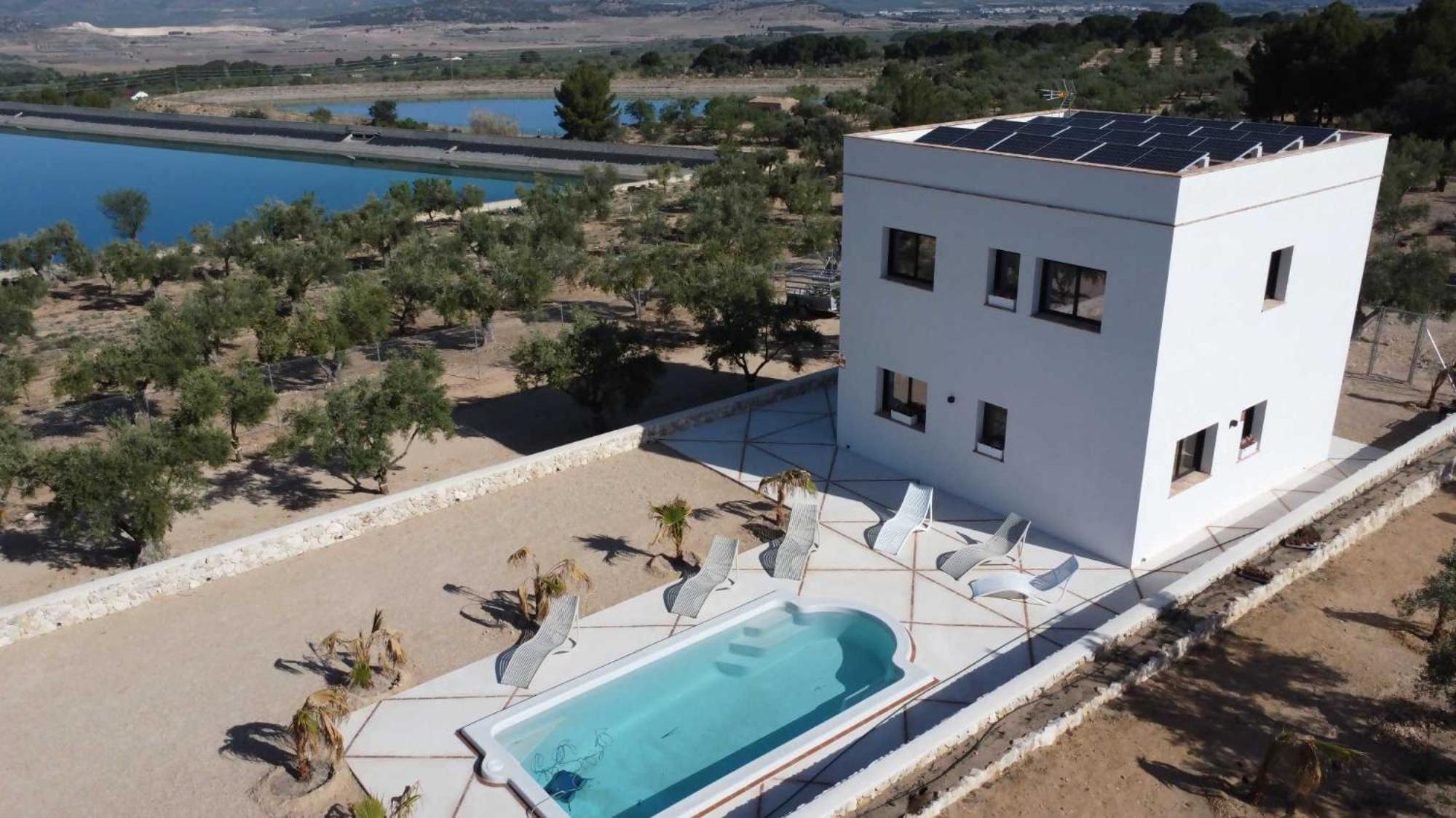 Casita Del Embalse Con Encanto Бьяр Экстерьер фото